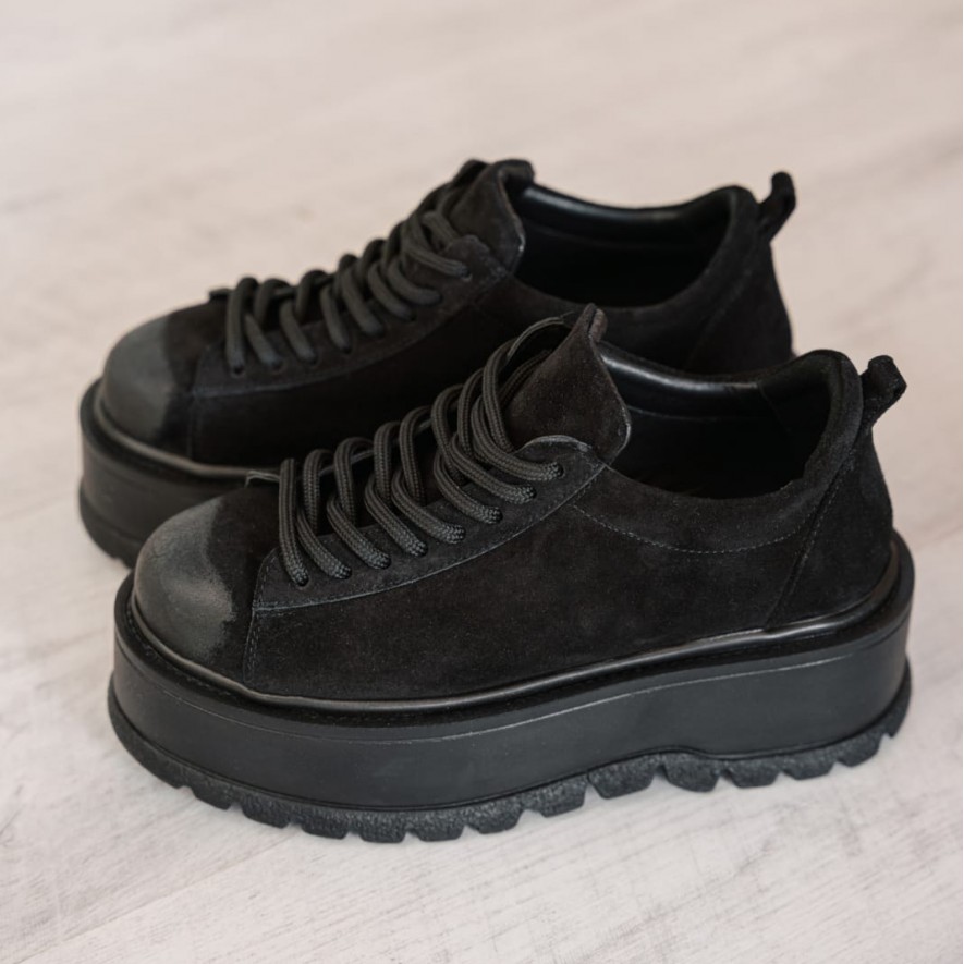 *. Sneakers - Medellin - Velur Black
